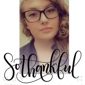 Meet your Posher, Justina